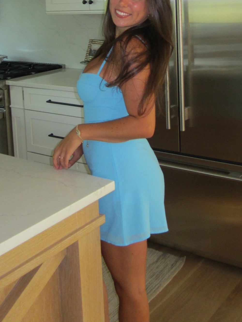 Edikted Blue mini dress with spaghetti straps and a flowy silhouette #summerdres